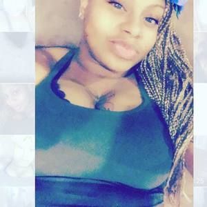 Meet your Posher, She so